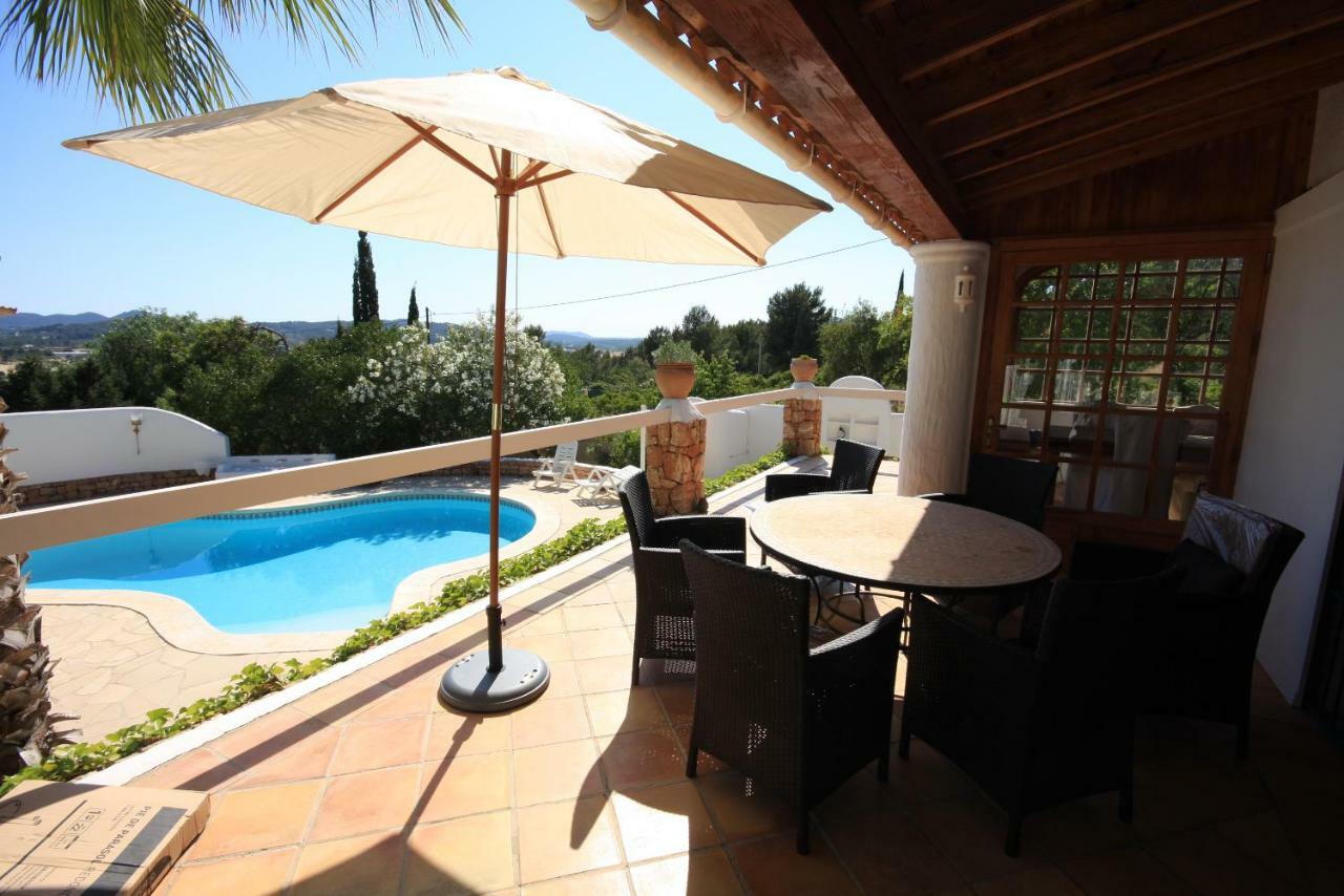 Can Alinda Santa Eularia des Riu Bagian luar foto